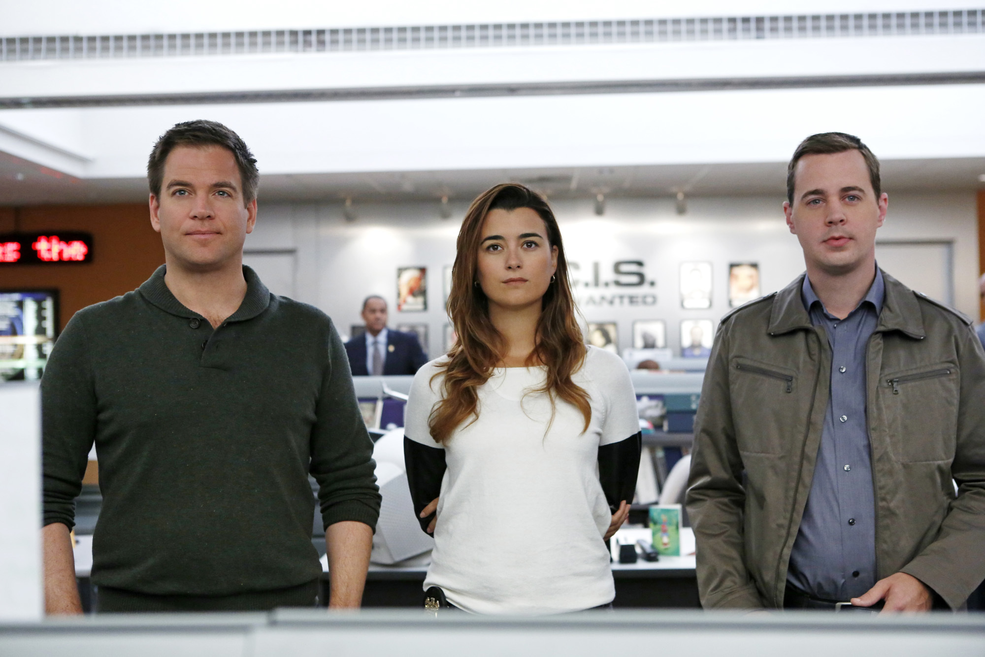 Michael Weatherly as Anthony DiNozzo and Cote de Pablo as Ziva David  