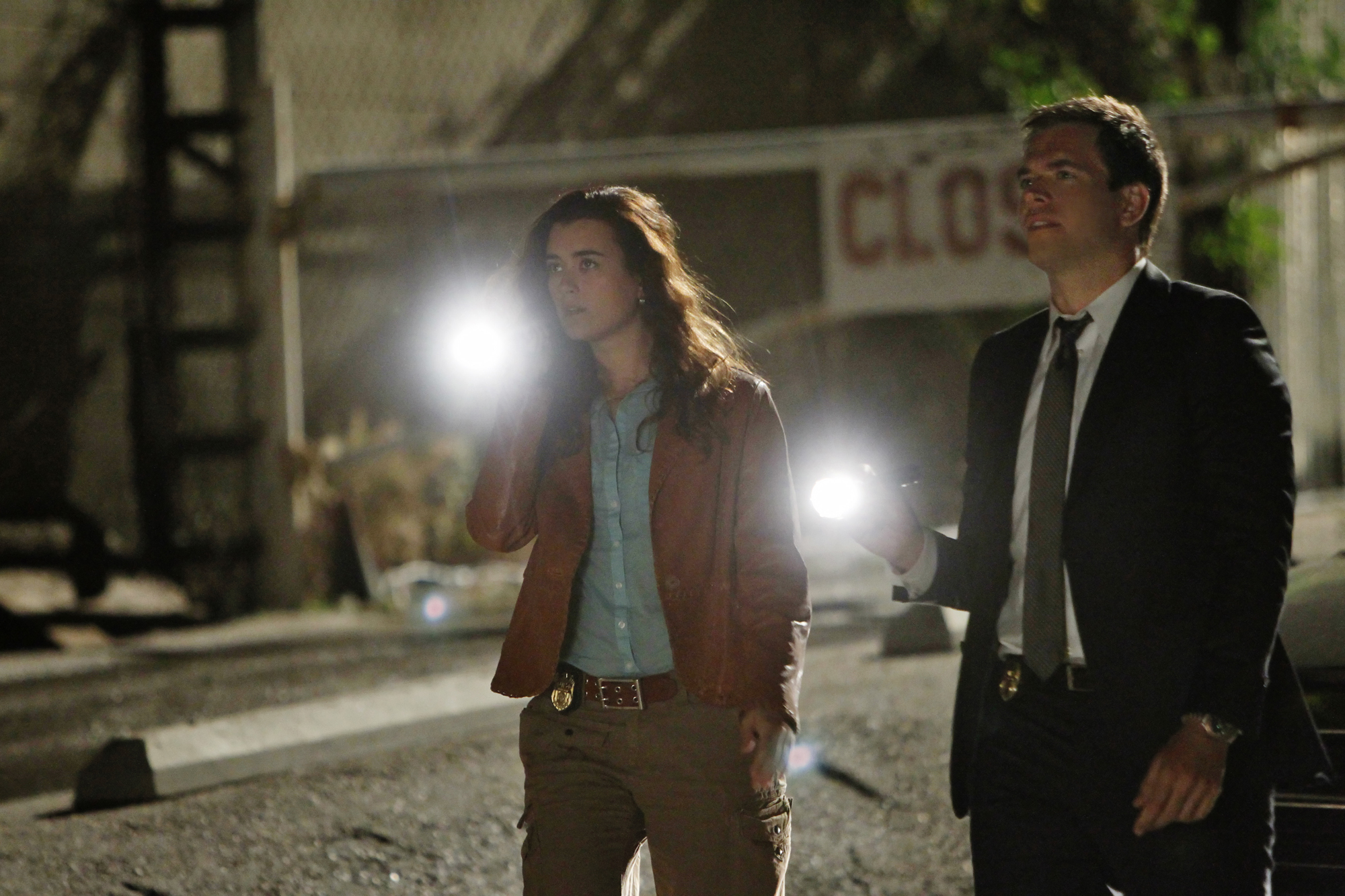 Michael Weatherly as Anthony DiNozzo and Cote de Pablo as Ziva David  