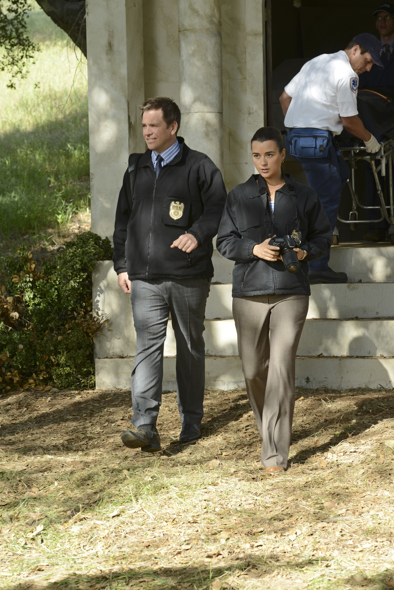 Michael Weatherly as Anthony DiNozzo and Cote de Pablo as Ziva David  