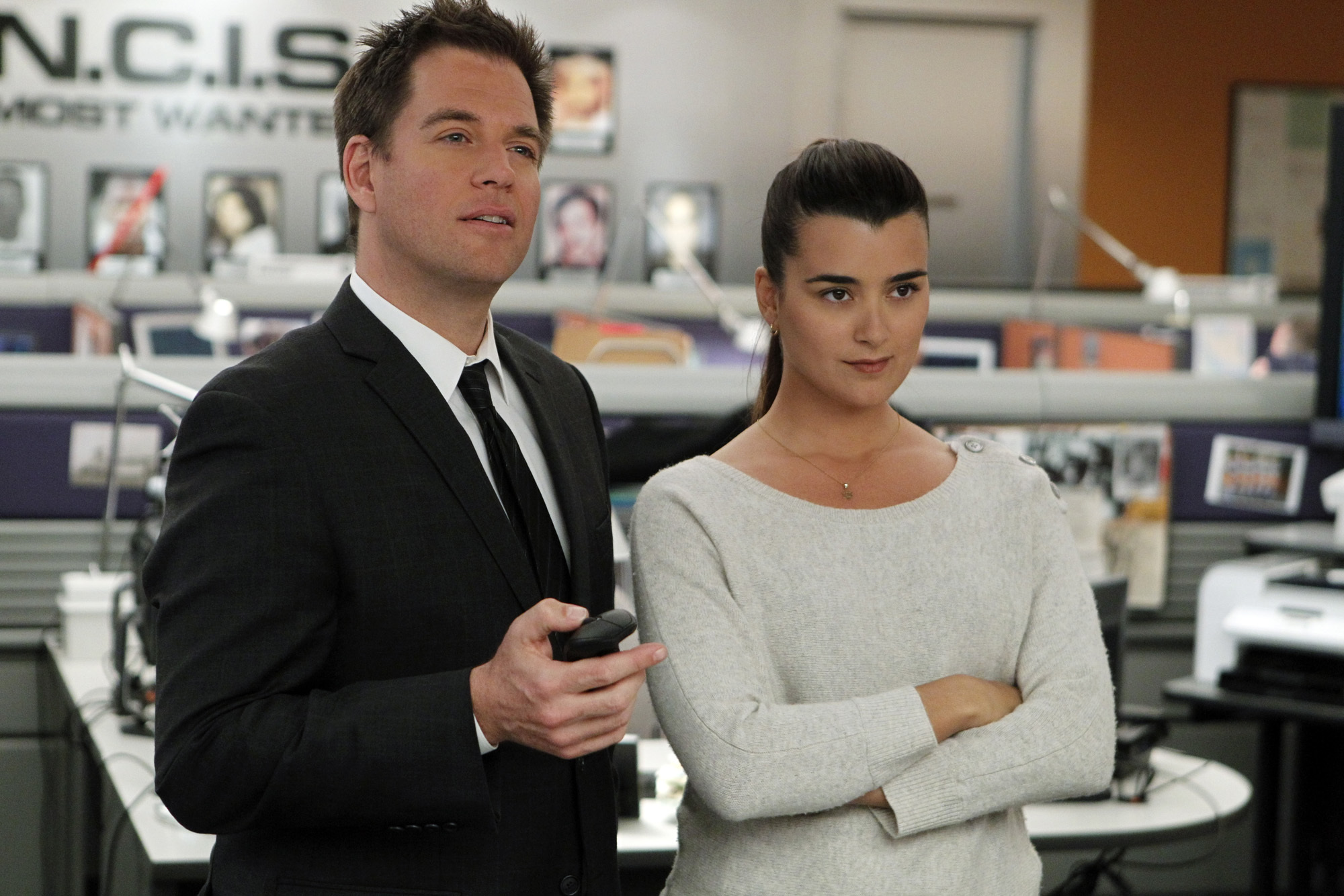 Michael Weatherly as Anthony DiNozzo and Cote de Pablo as Ziva David  