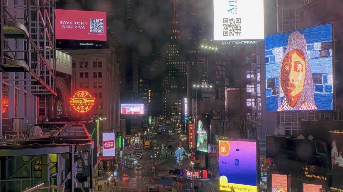 Tony & Ziva fans united together to make this special billboard happen on New Years Eve 2025 happen!